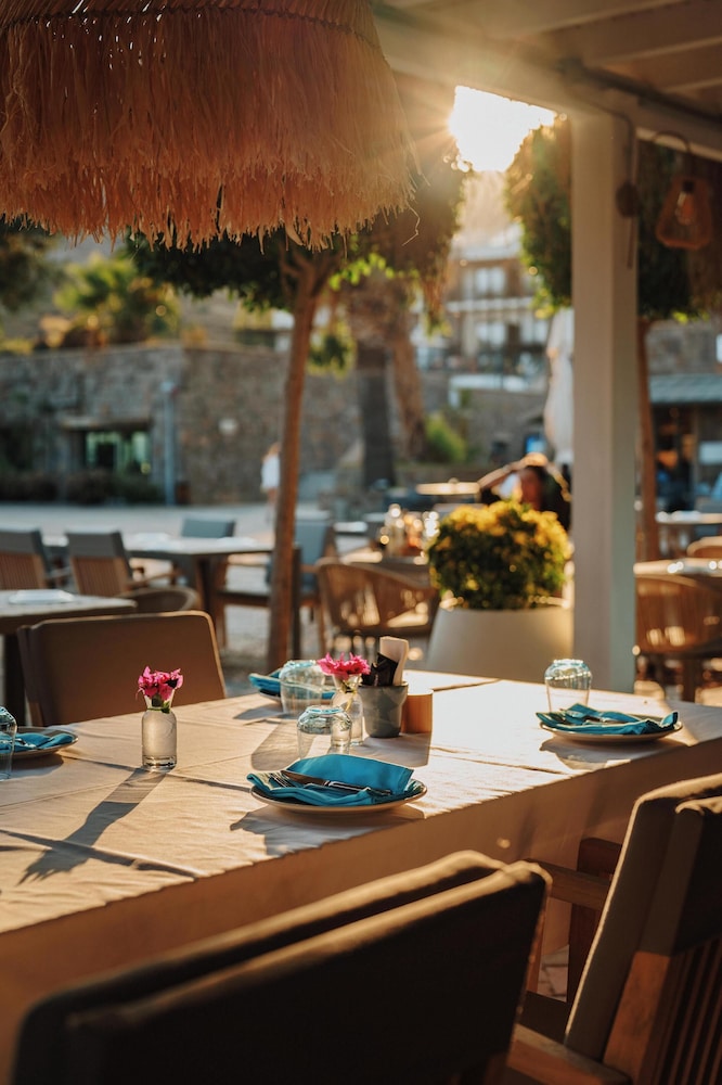 Radisson Collection Hotel Bodrum 57/75