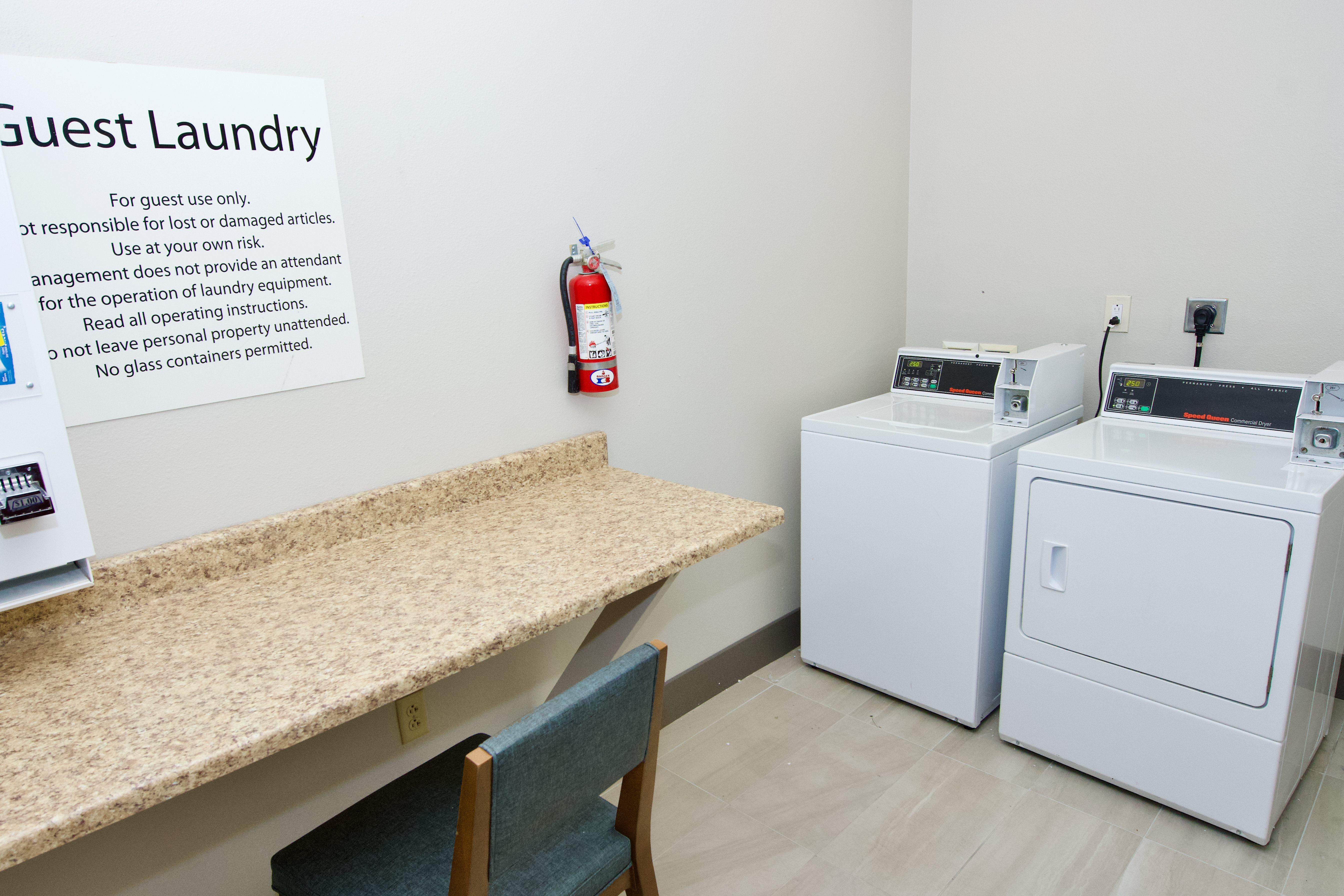 Holiday Inn Express Hotel And Suites St Charles 12/56