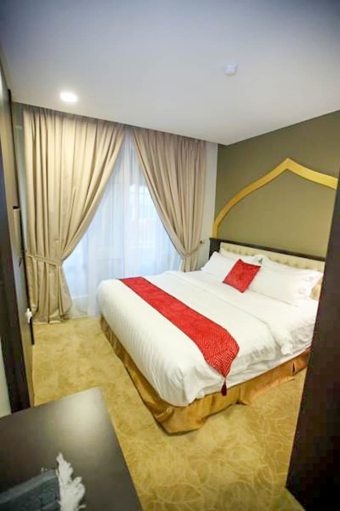 Al Khatiri Hotel 11/33
