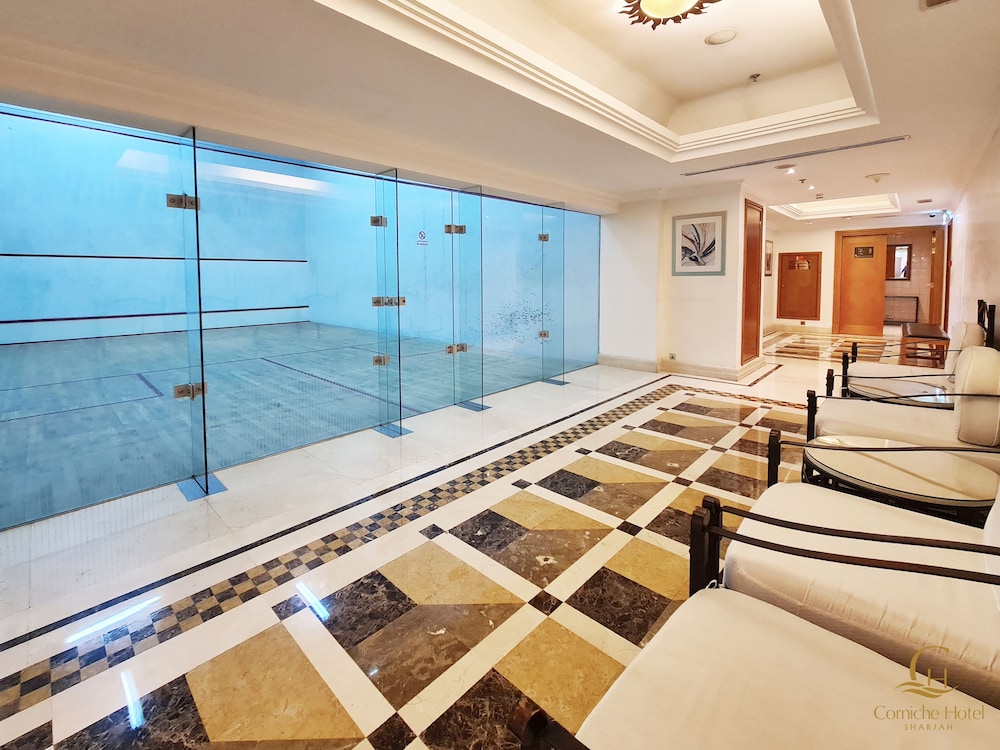swimming pool spa