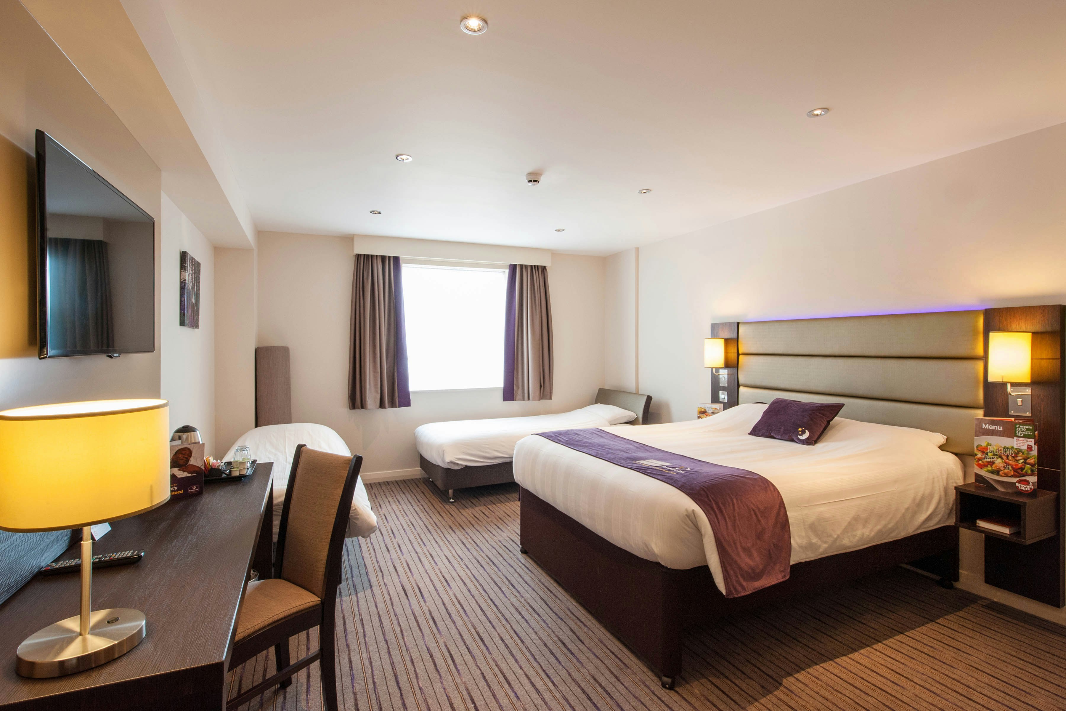 Premier Inn Stoke-On-Trent (Hanley) Hotel 21/35