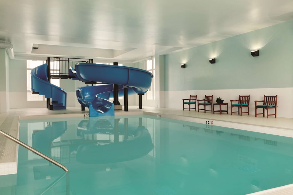 Radisson Hotel & Conference Centre Calgary Airport 42/78