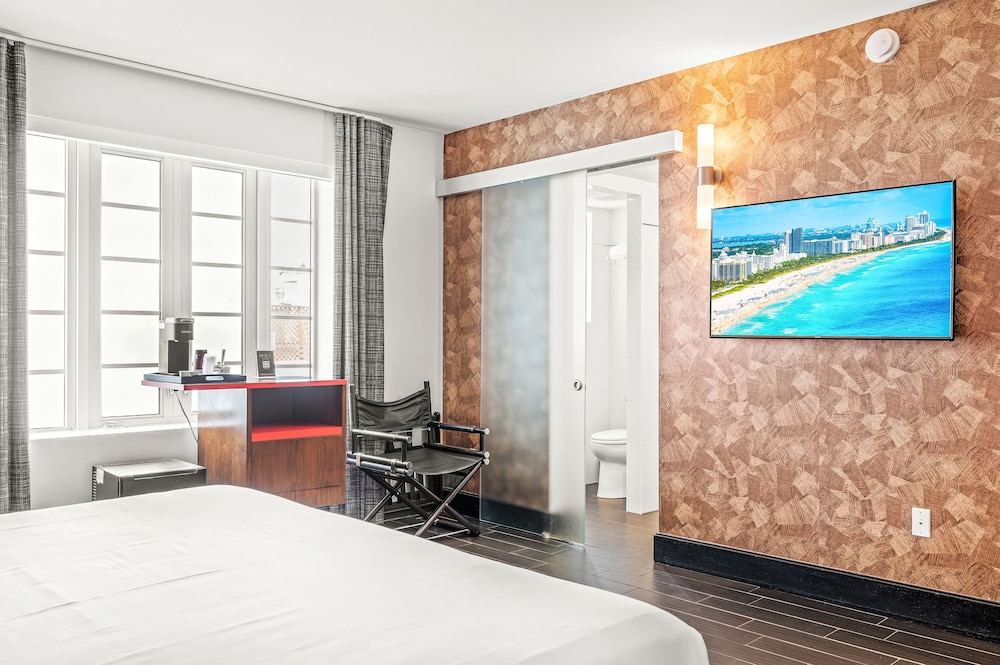 Fairwind Hotel Miami Beach 45/86