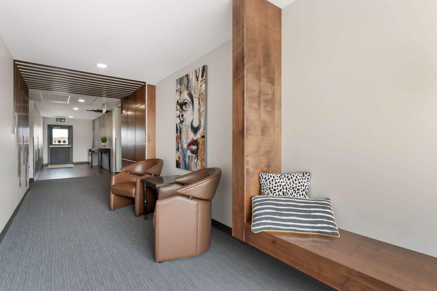 Villa Inn and Suites, SureStay Collection By Best Western 29/54