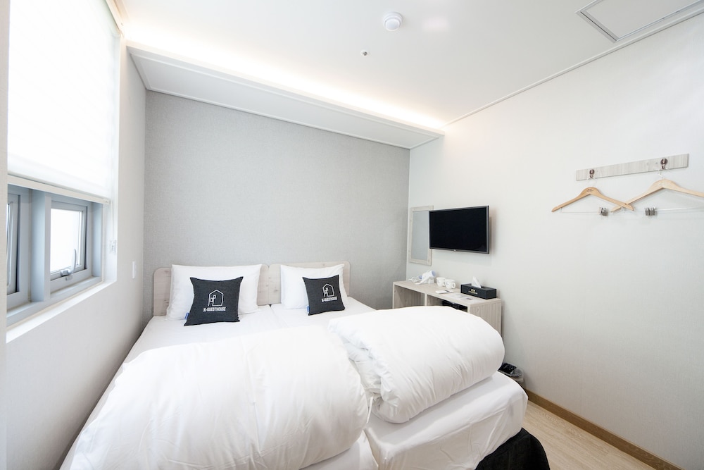 STANDARD, TWIN BEDS