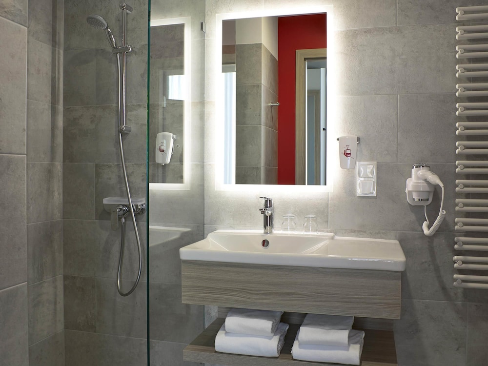 Ibis Styles Warszawa City 19/75