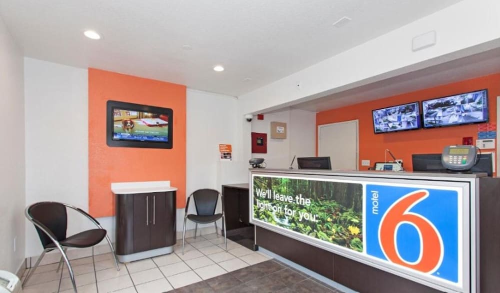 Motel6 Sacramento, CA - Central 9/43
