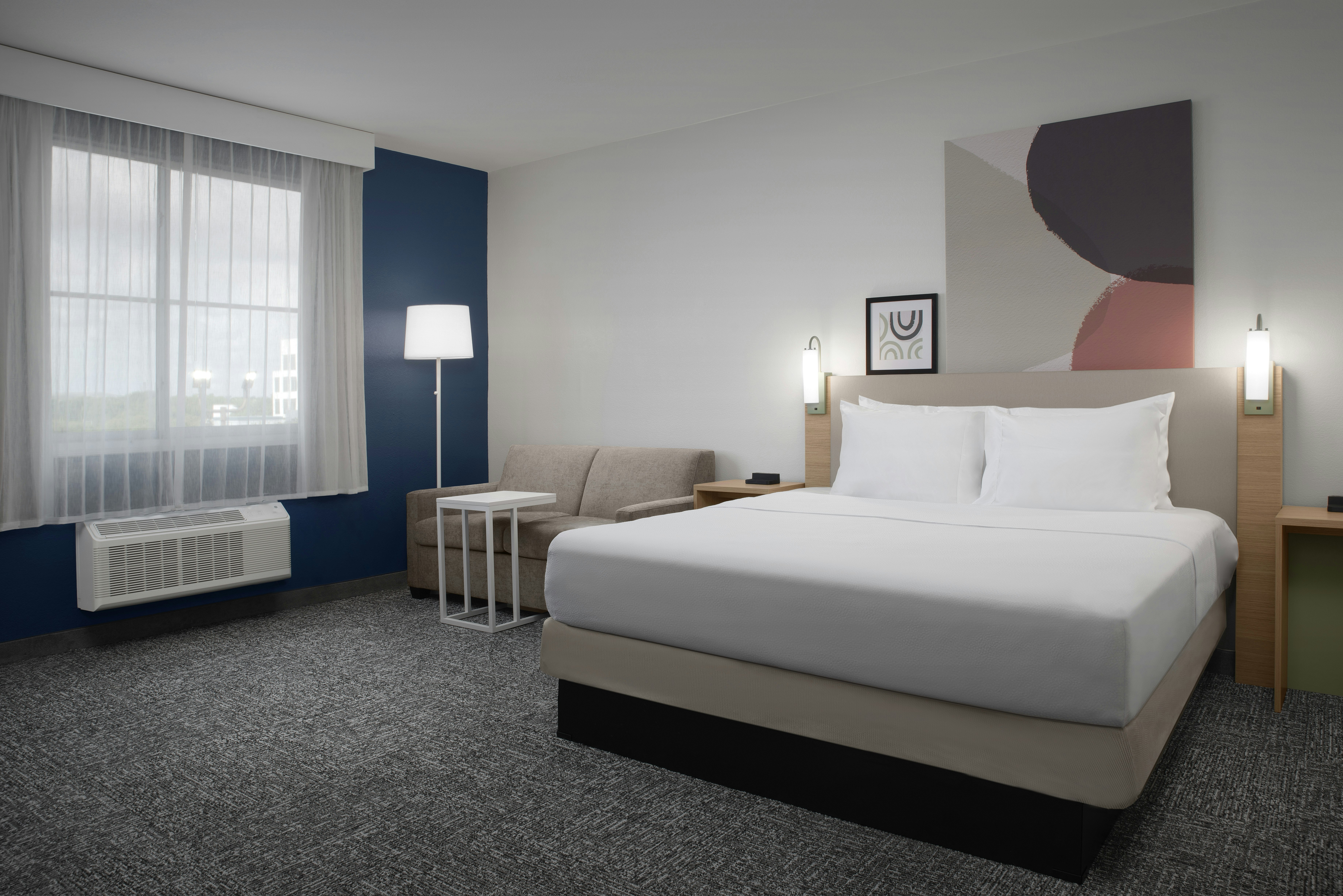 ROOM, KING BED, SOFA