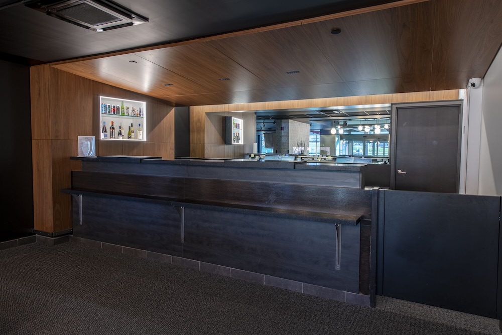 Grand Times Hotel Quebec City Airport 5/60