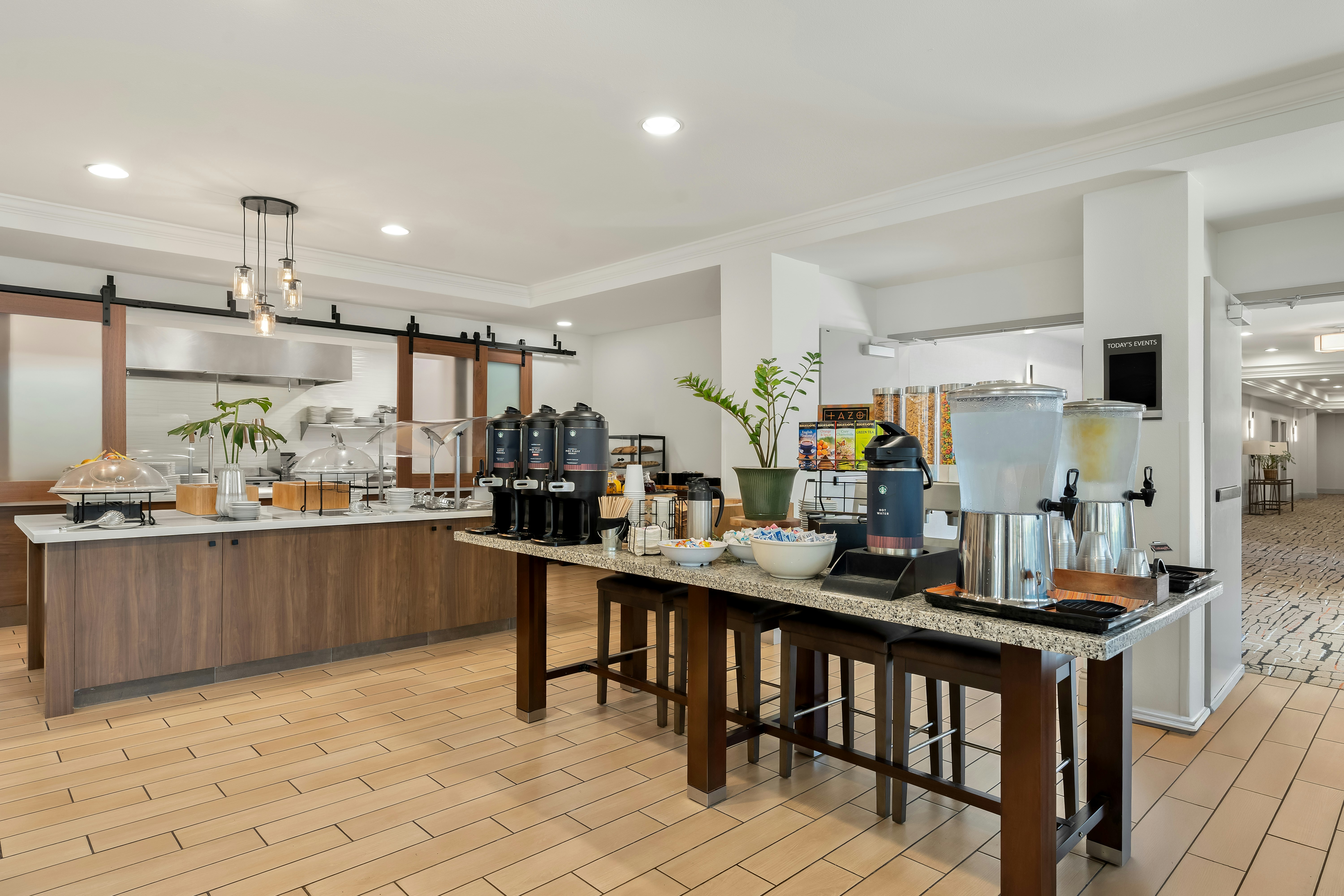 Hilton Garden Inn Fairfield 54/80