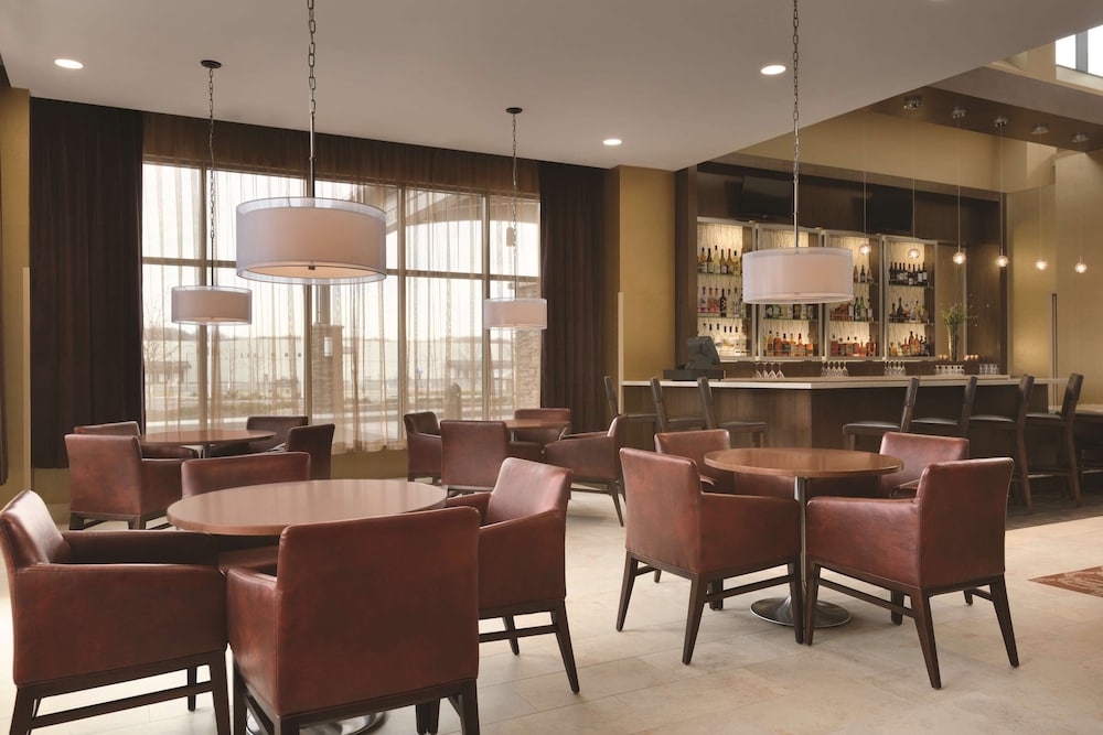 Embassy Suites Akron-Canton Airport 30/58