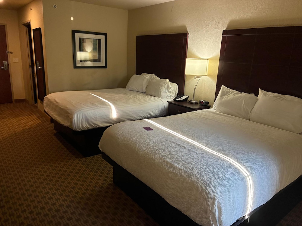 SureStay by Best Western Salem 10/56