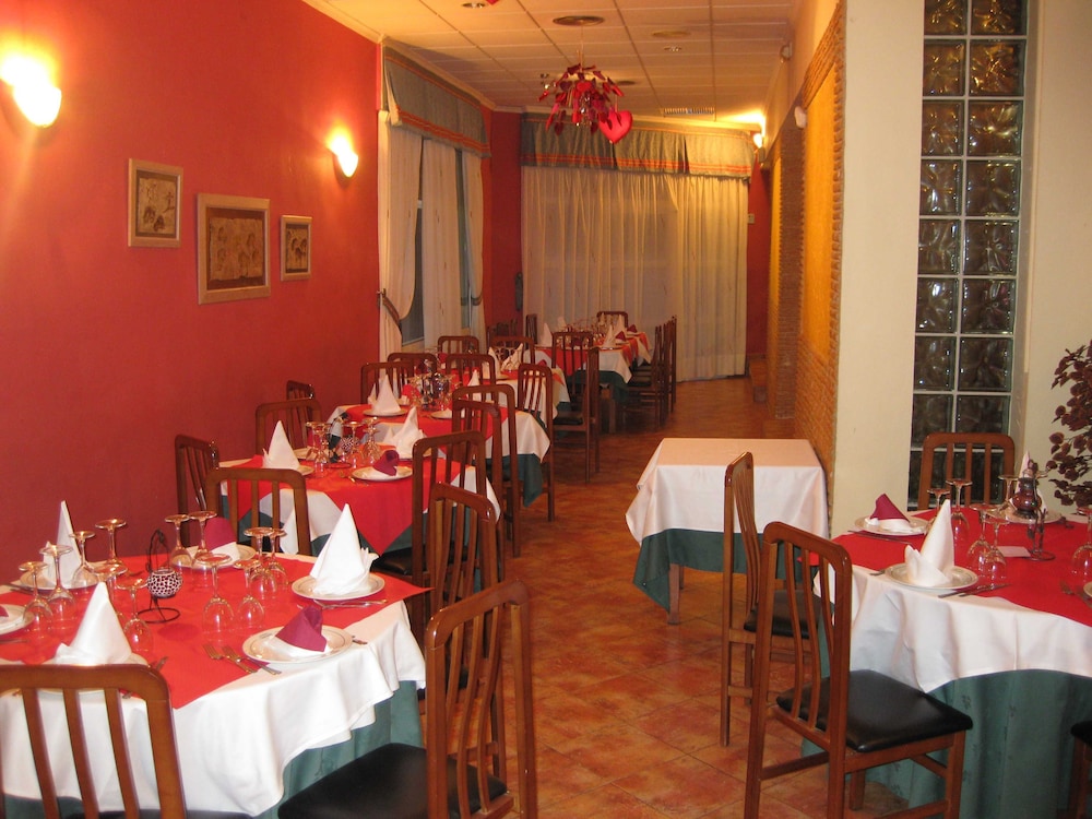 Hotel Restaurante Campomar 28/42