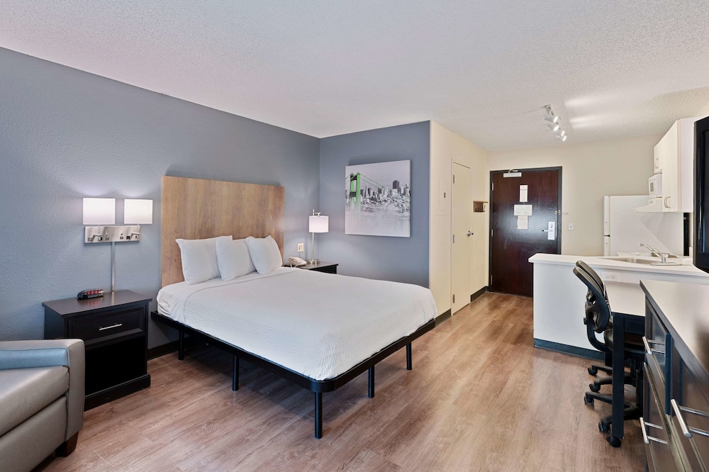 Extended Stay America - Charlotte - Tyvola Rd. 21/48