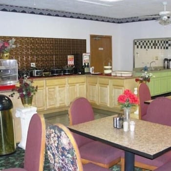 Royal Inn Knoxville Airport Alcoa 2/6