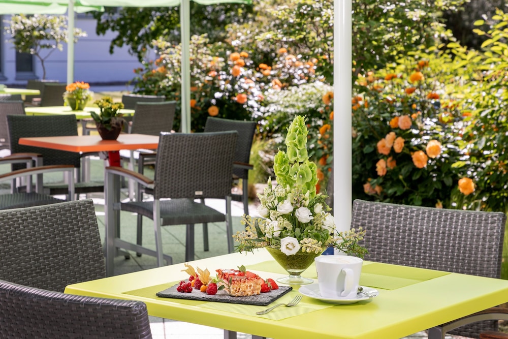 Parkhotel Ruegen 52/64