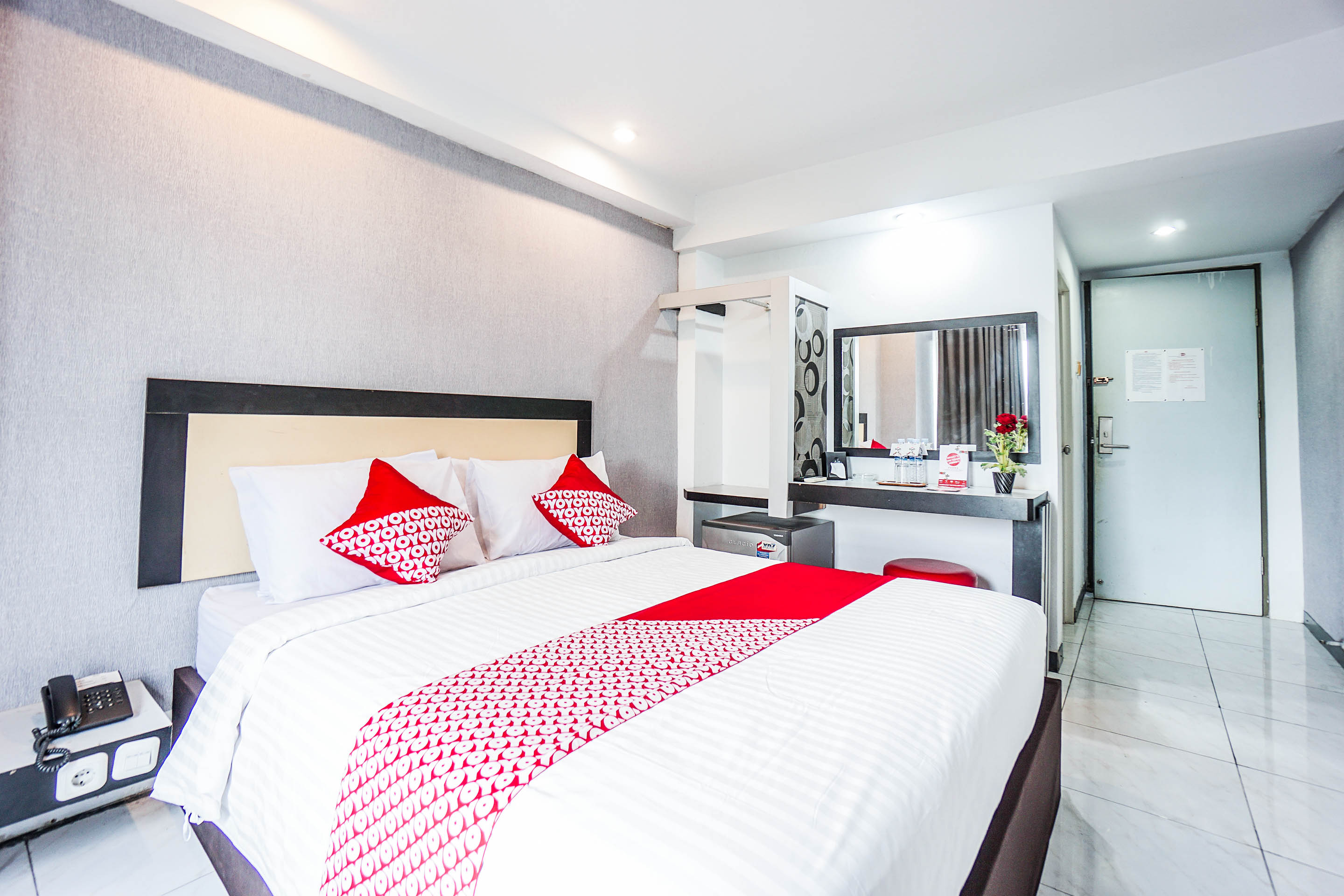 Prince Boulevard Hotel 14/42