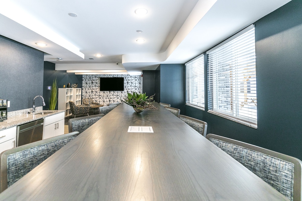WaterWalk Extended Stay by Wyndham Minneapolis - Plymouth 44/62
