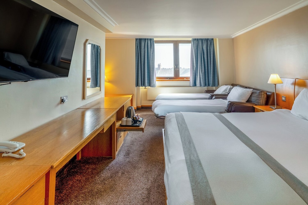 Grand Hotel Blackpool 16/50