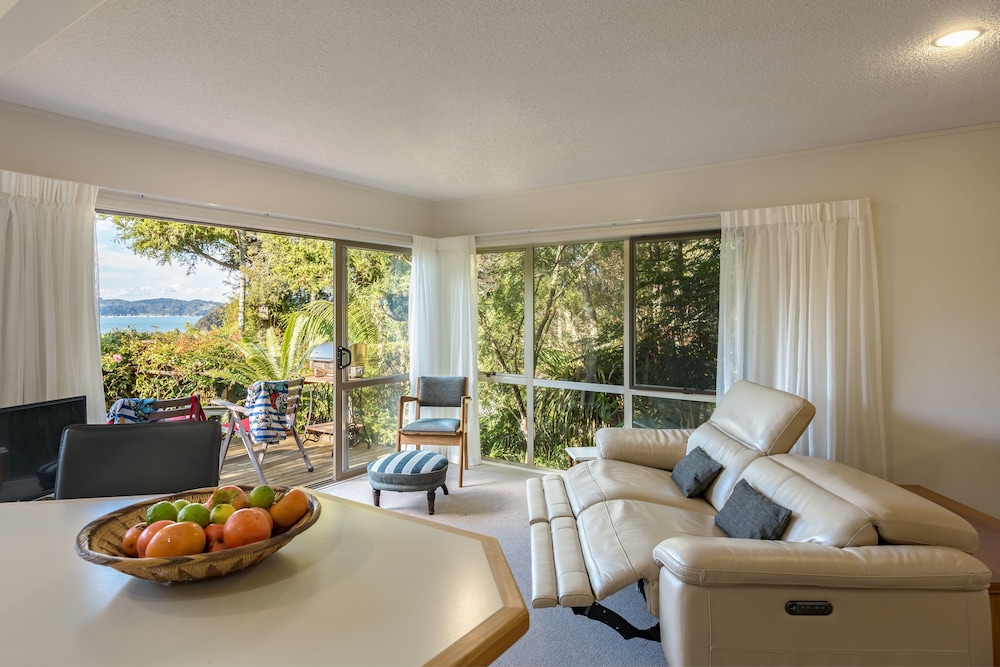 CRAICOR ACCOMMODATION 23/50