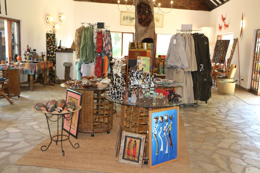 Mohlabetsi Safari Lodge 28/50