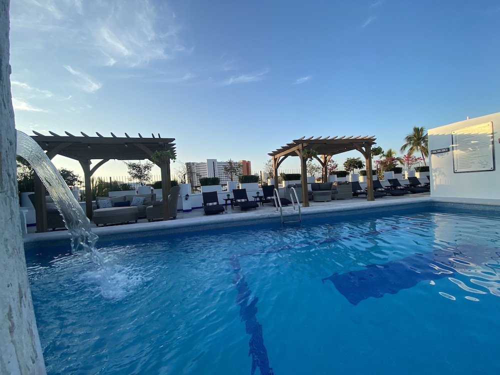 Hotel Suites Mar Elena 29/32