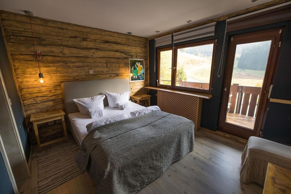 Krauter Chalet 10/48
