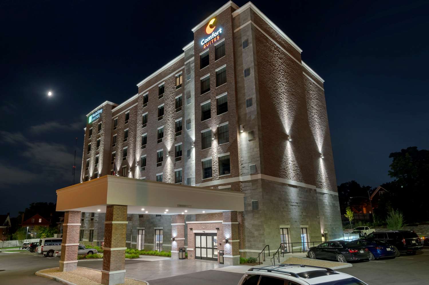 MainStay Suites Cincinnati University - Uptown 15/16