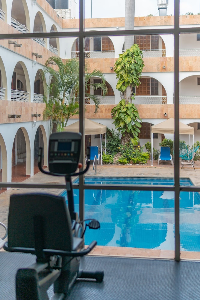 Hotel Maya Yucatan by Cartas a Frida 32/50