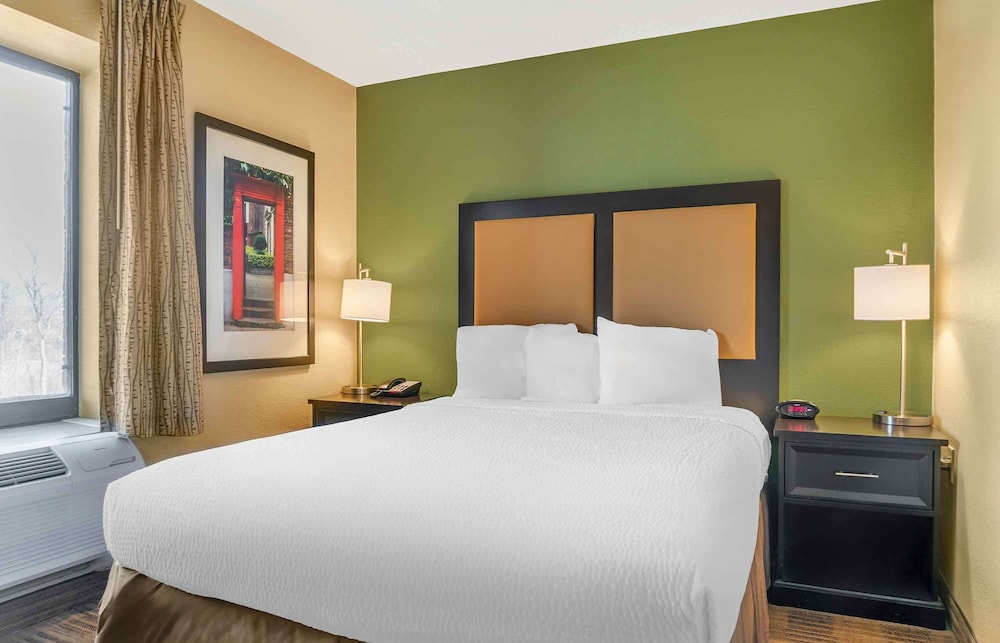 Extended Stay America - Detroit - Ann Arbor-University South 24/49