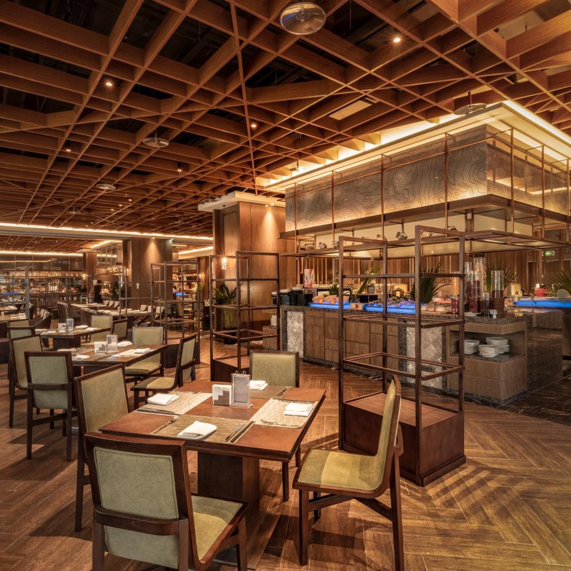 Jinling Hotel 51/65