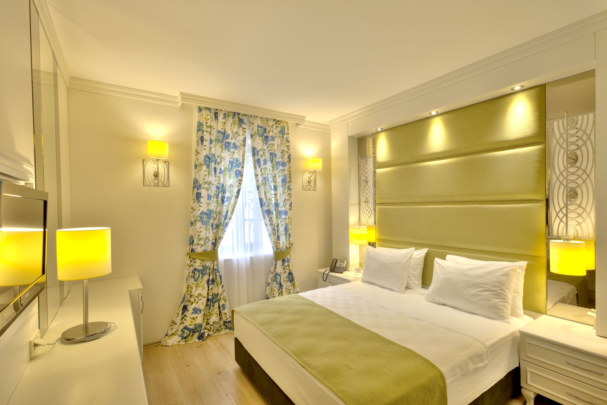 غرفة قياسية بسرير مزدوج بإطلالة على البحر، Baga Hotel 5/8