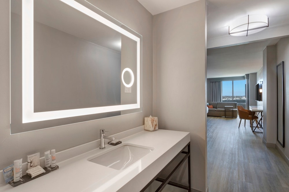 Houston Marriott North At Greenspoint 20/45