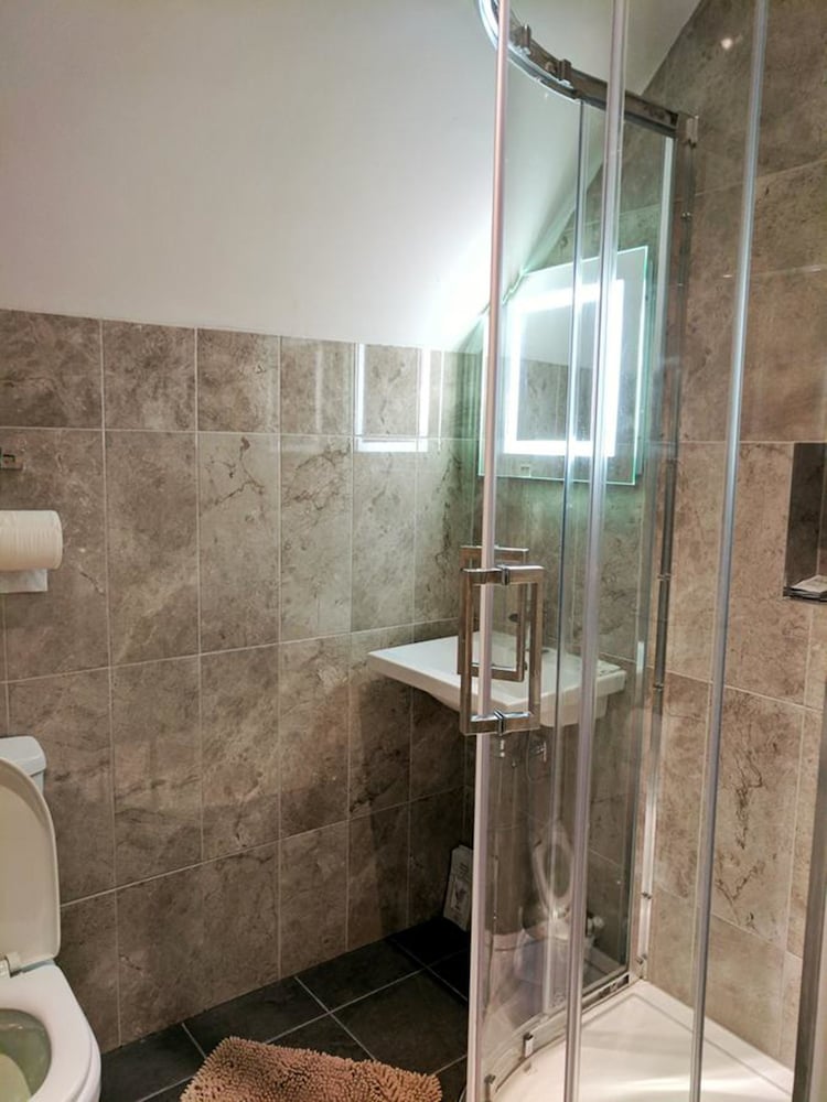 Glendevon House Hotel 28/36
