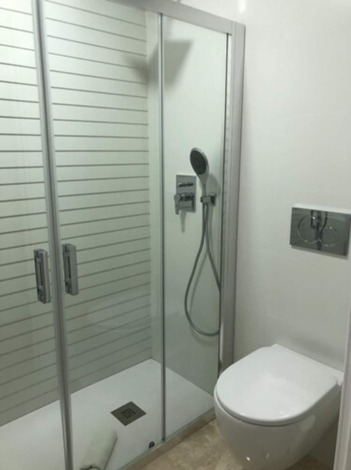 hostal abril