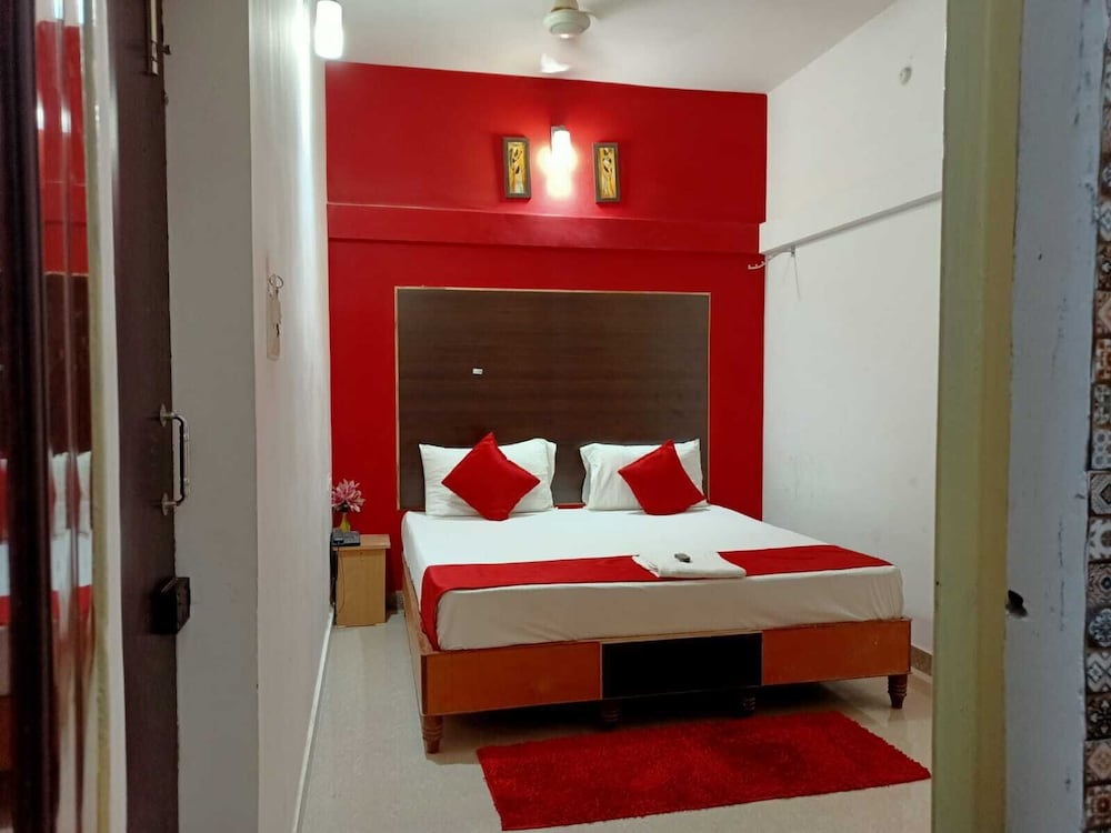 Hotel Yash Residency 28/35