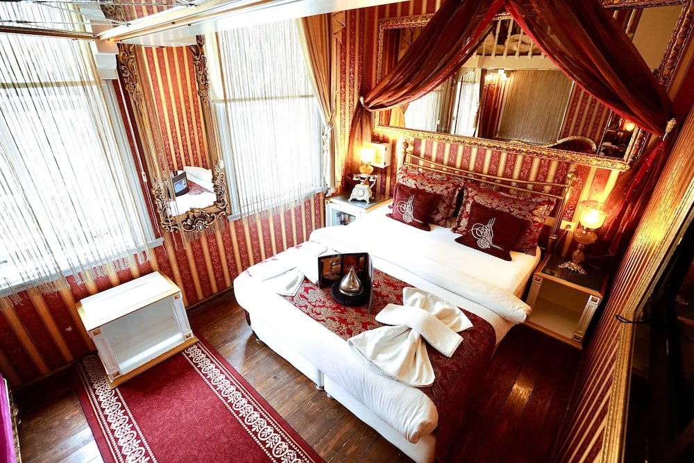 Sultan Tughra Hotel 18/50