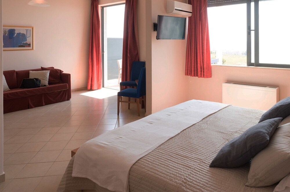 ACHARNIS KAVALLARI HOTEL SUITES 23/55