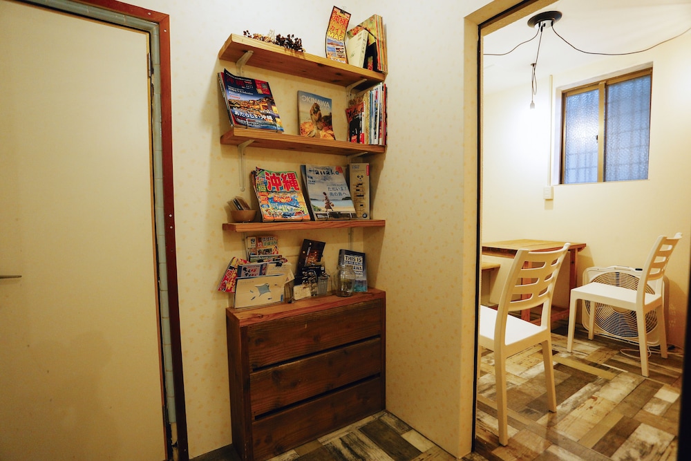 Aien Coffee And Hostel 20/34