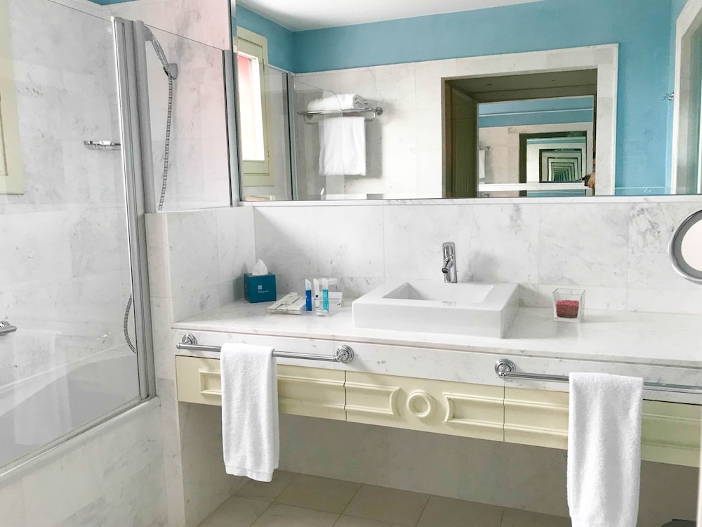 Hotel Blancafort Spa Termal Formerly Gran Hotel Balneario Blancafort 27/77