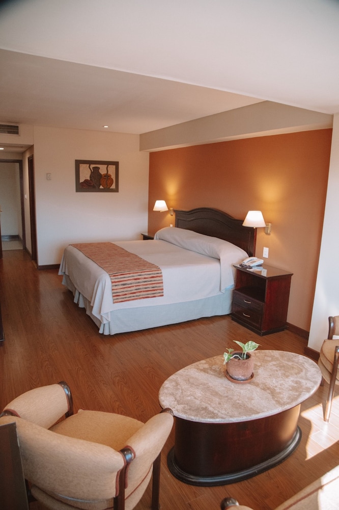 Junior Suite, Studio, King Bed
