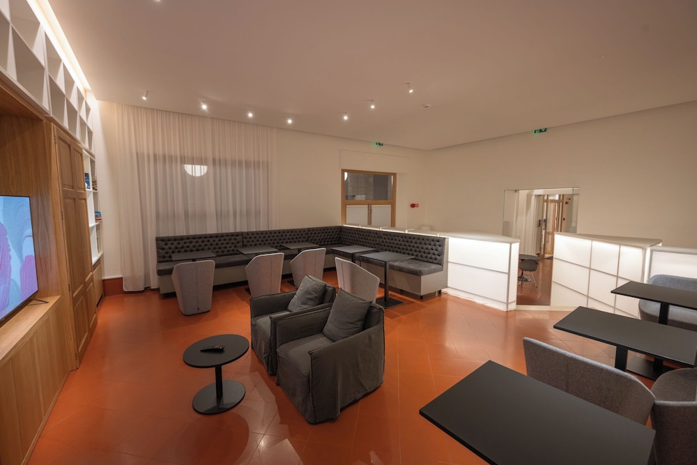 Hotel Moderno Assisi 42/50