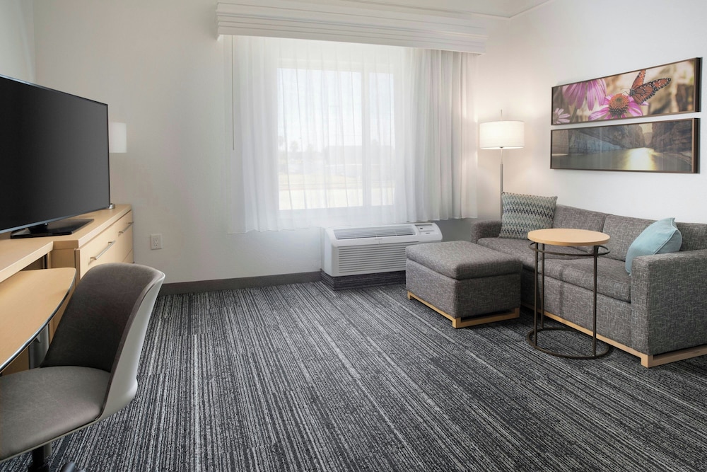 Towneplace Suites By Marriott Laredo 23/50