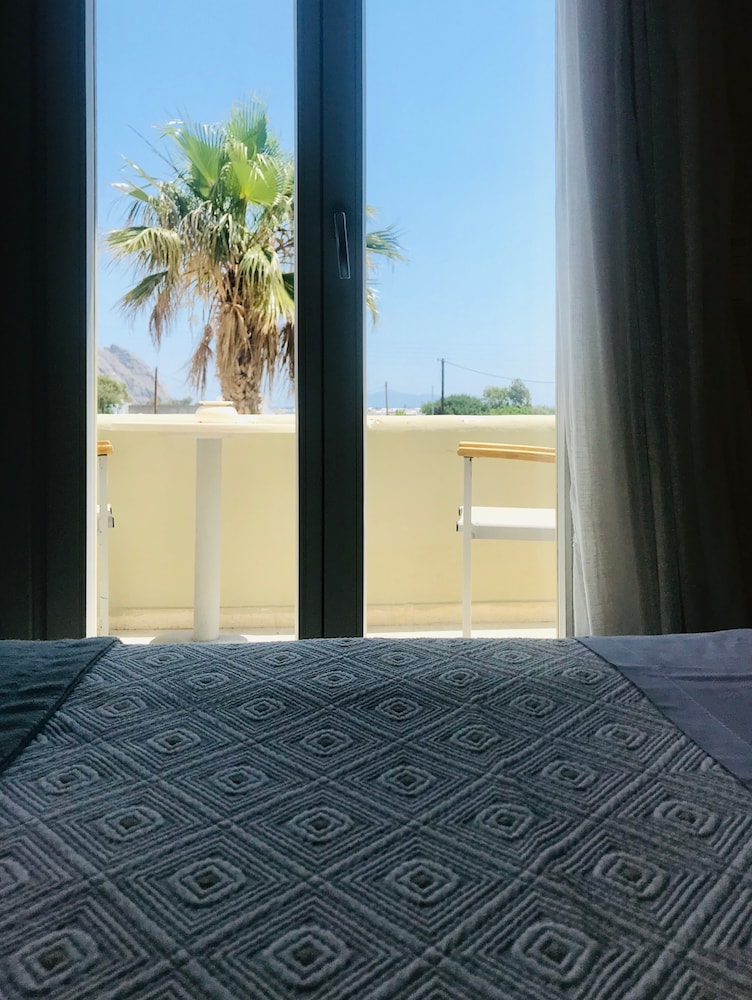 Thera Mare Resort 47/56