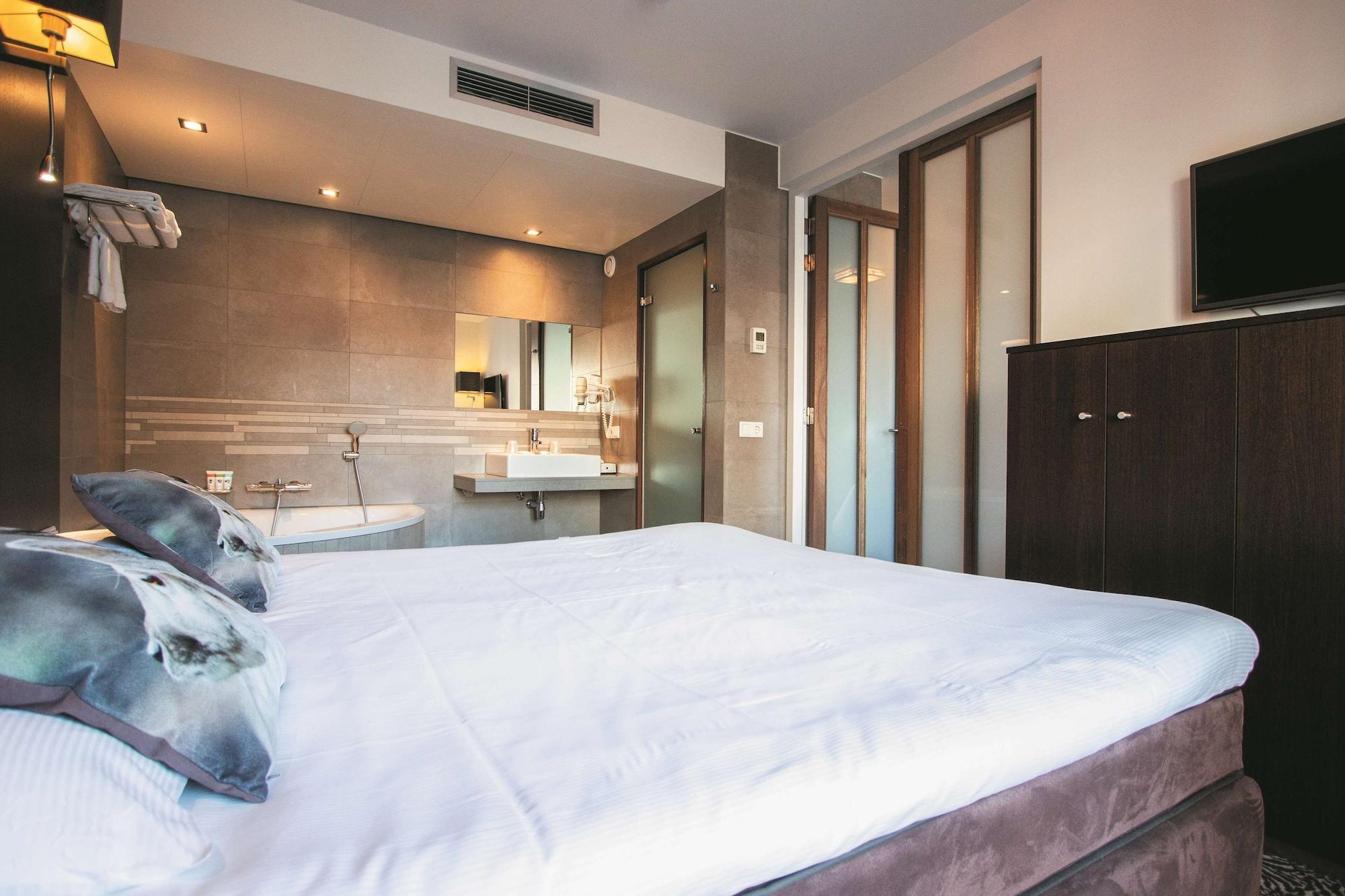 Apartment, Multiple Beds, Kitchen