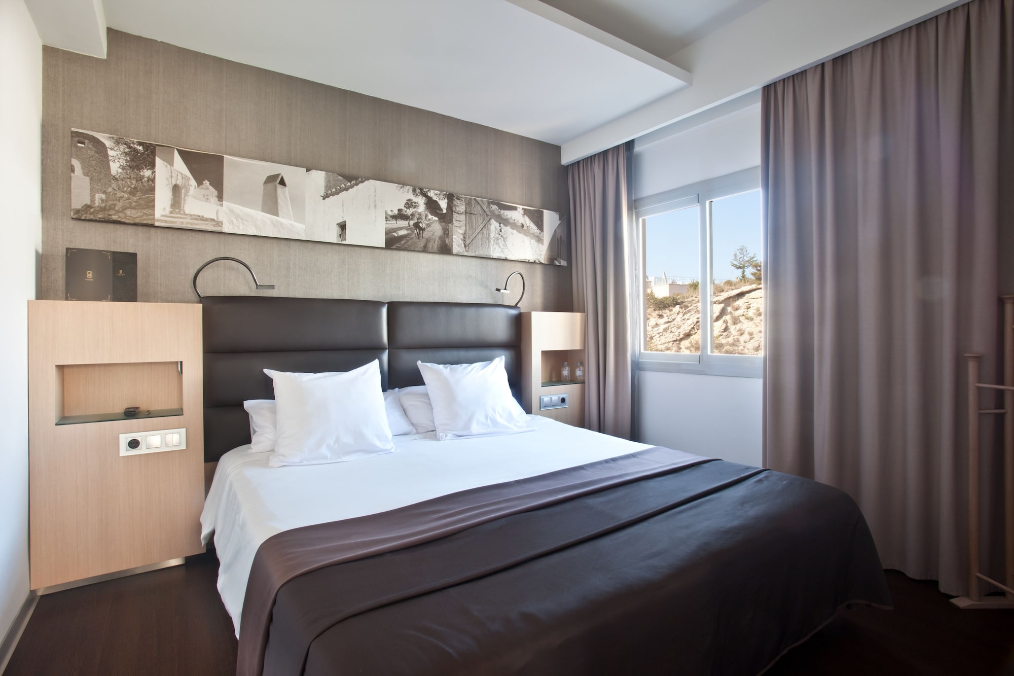FORMENTERA, SUITE, PARTIAL SEA VIEW