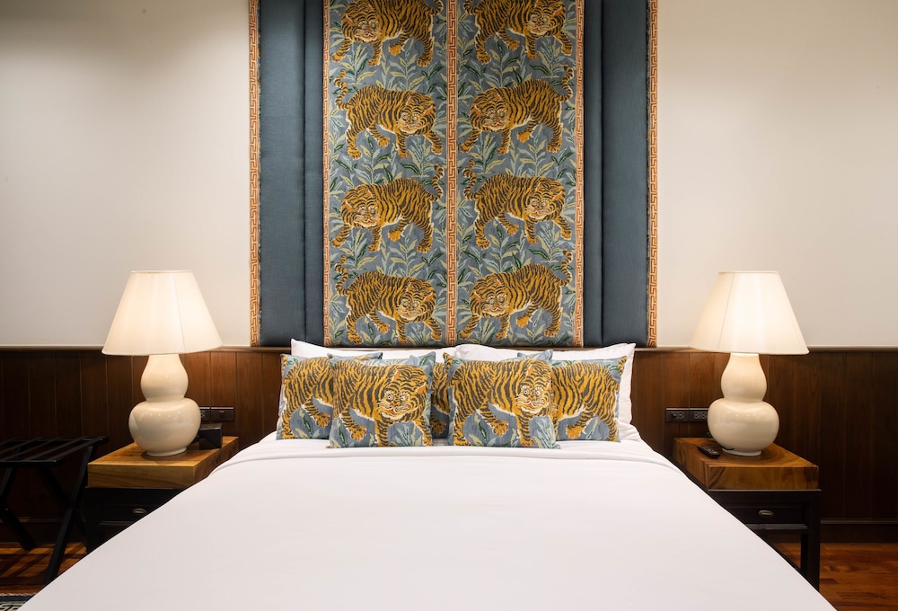 The Bridge An Eclectic Luxotel Chiangmai 29/72
