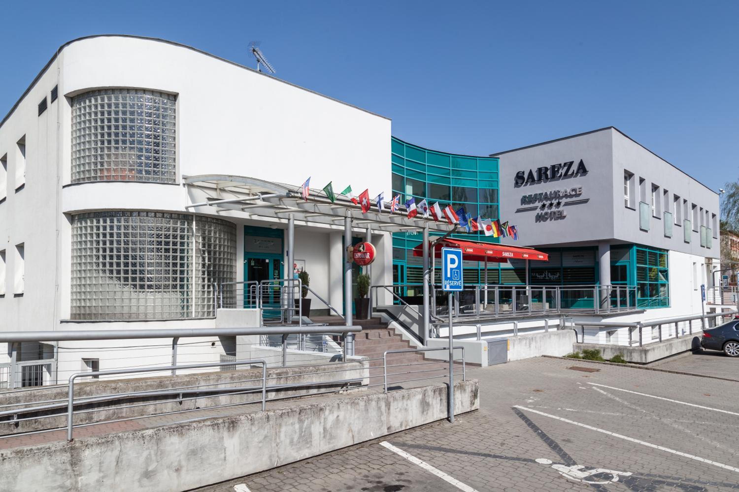 Sareza Hotel 38/48
