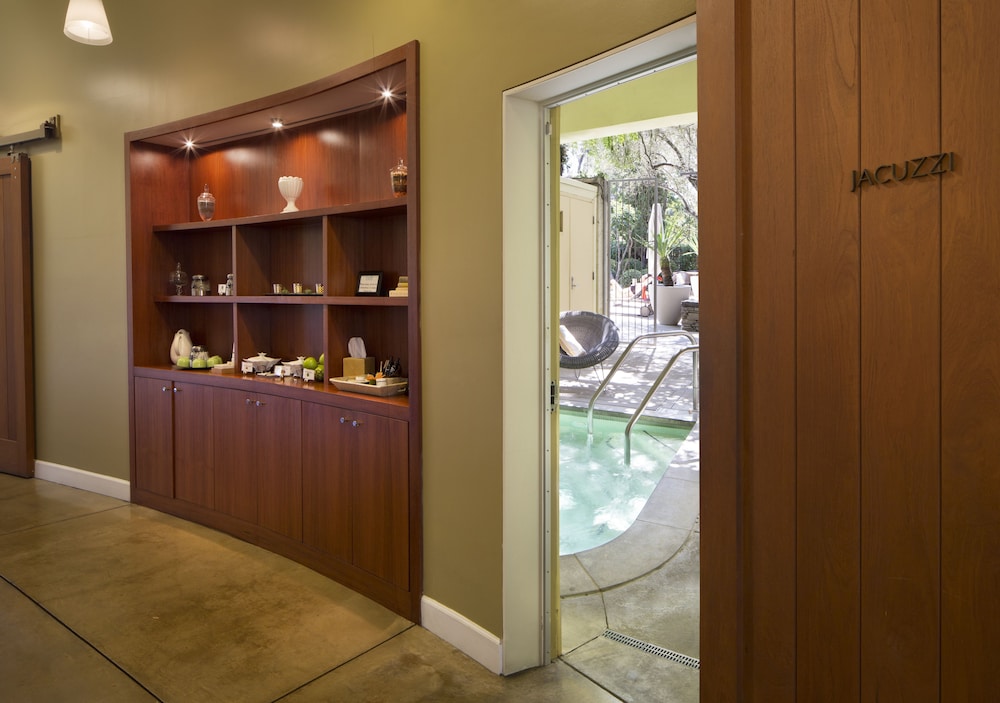 Hotel Healdsburg 8/56