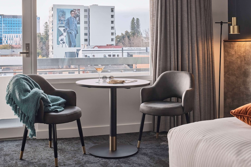 Hotel Alba Adelaide 29/50
